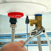 Cómo drenar el agua de un calentador de agua para preservar el sistema de suministro de agua.