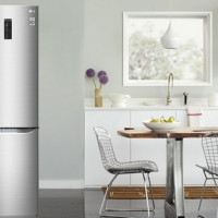 Comment choisir un réfrigérateur étroit: conseils pour les clients + 10 des meilleurs modèles du marché