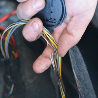 Comment trouver une rupture de fil dans un mur: un aperçu des moyens de détecter et de réparer une rupture